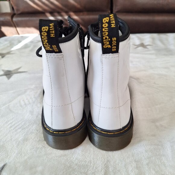 Dr. Martens 1460 Y Combat Boots Unisex Kids White Side Zip Size M5/6L - Picture 8 of 13